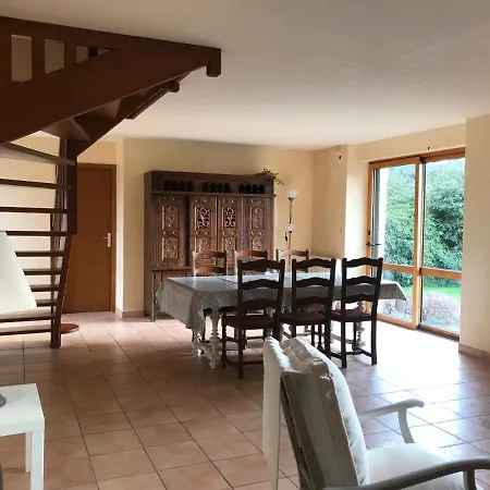 Holiday home Maison Ti Ar Roz A La Campagne Et Proche De La Mer Guengat
